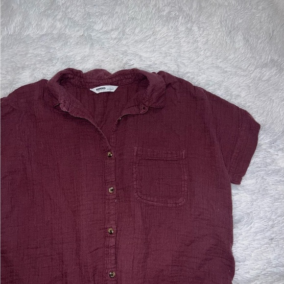 Sonoma Burgundy / Maroon Button-Up Shirt size Large - Picture 1 of 3
